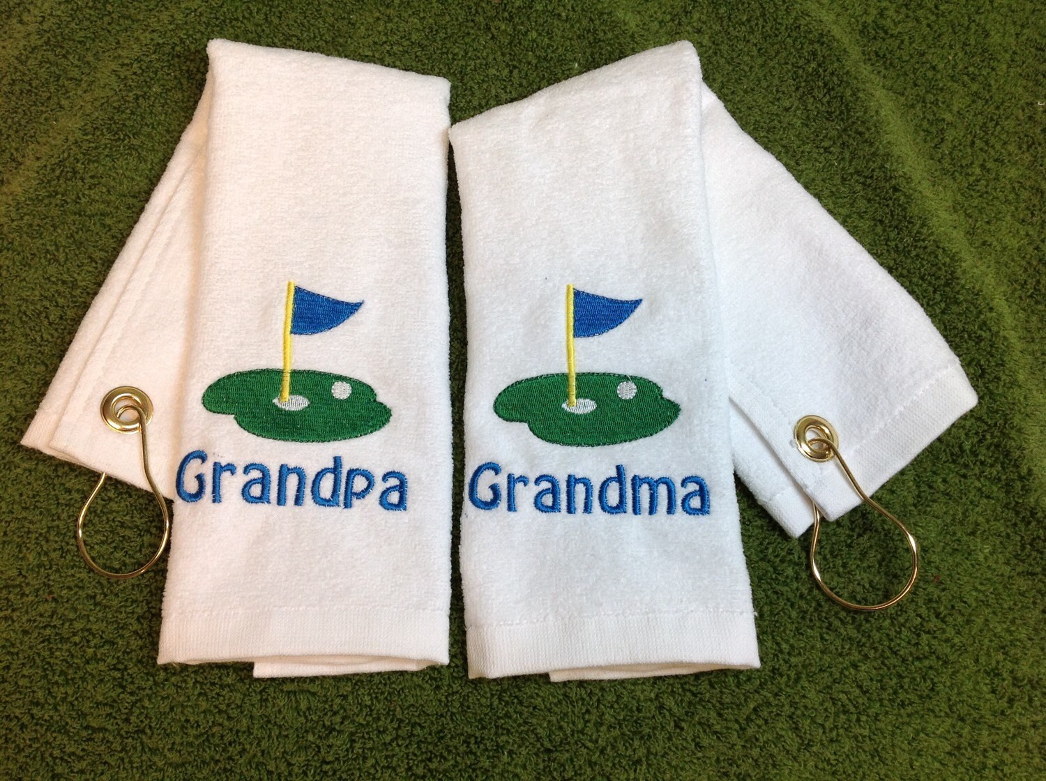 White Personalized golf towel by LindaKaysCreations on Etsy