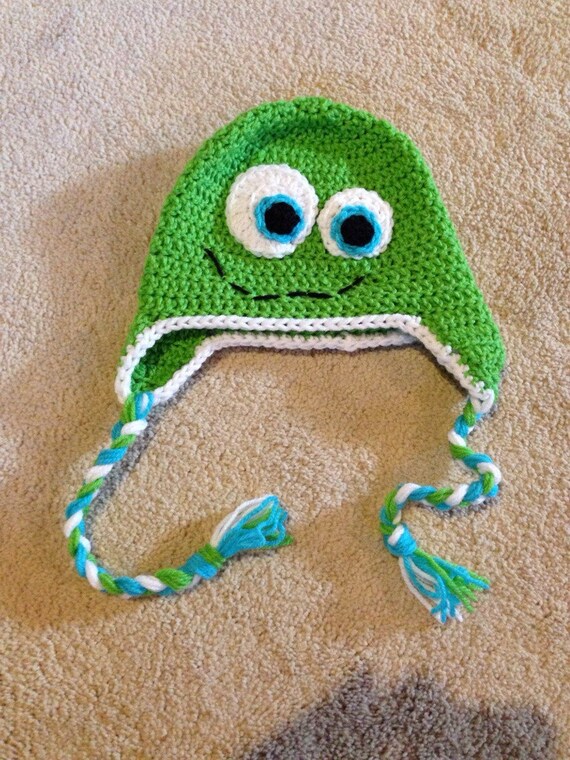 Items similar to Green Googly Eye Monster Hat on Etsy