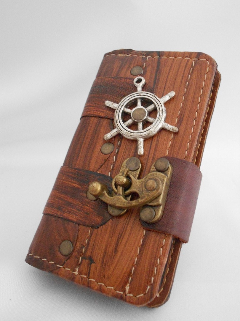 Handmade leather iPhone 5/5S case leather iPhone by Smyrnacrafts