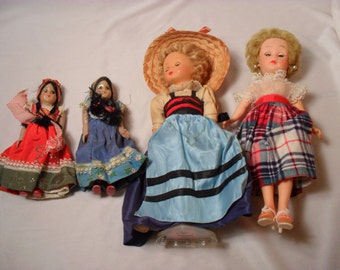 Davic Dolls A Townsfolk Doll from Williamsburg Virginia