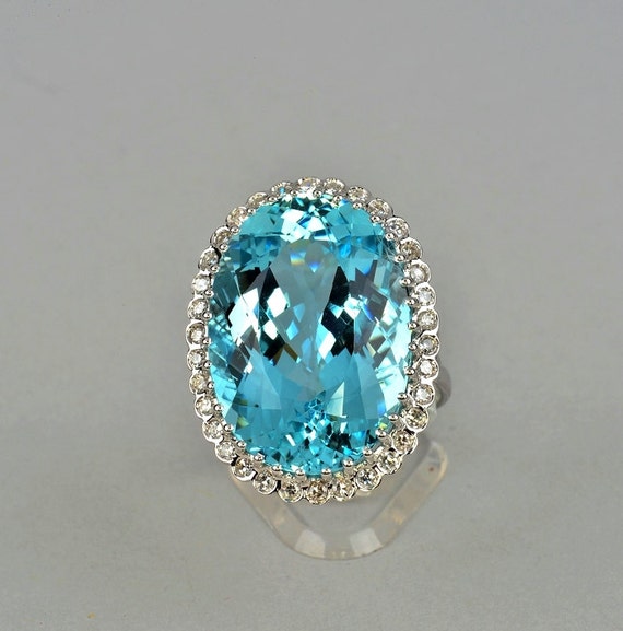 Stunnning jumbo sized 27.00 Ct intense blue by hawkantiques