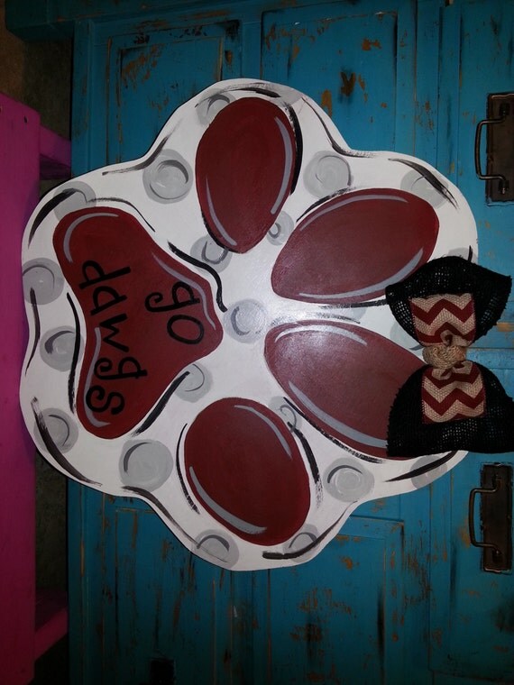 paw print wood door hanger by Hulapotamus on Etsy