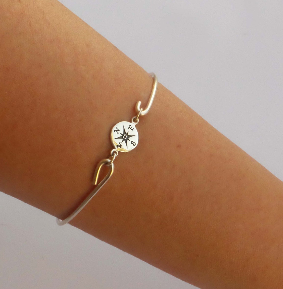 Compass bracelet best friends sister bracelet. by FASHIONGURUS