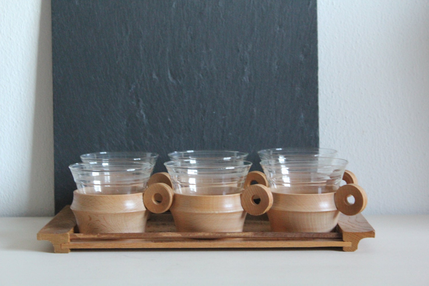tea cup with tray