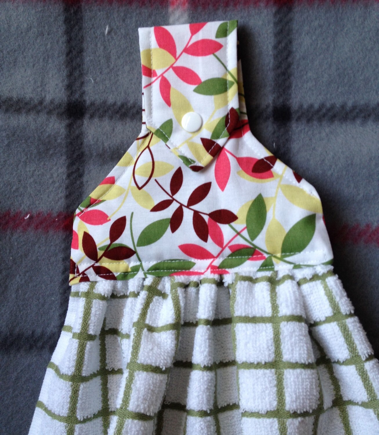 Hanging kitchen towels