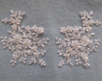 White beaded lace appliques for bridal and eveningwear, 1 Pair