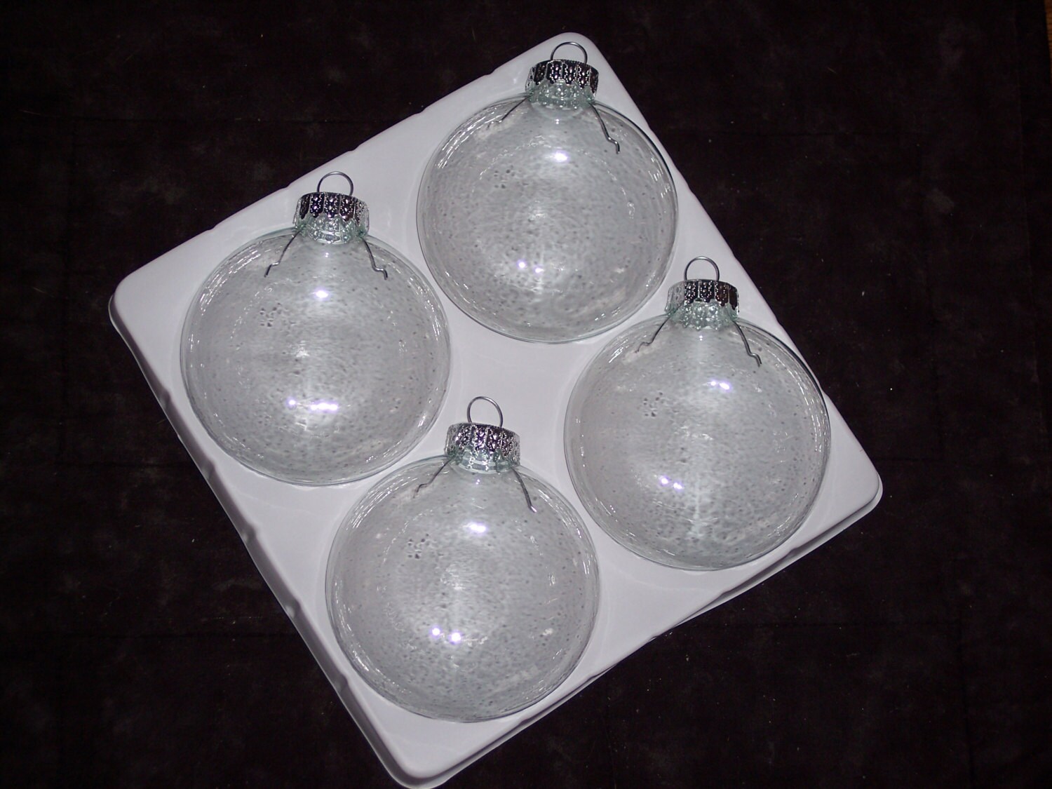 glass disc ornament to decorateclear glassflatappx 3 in