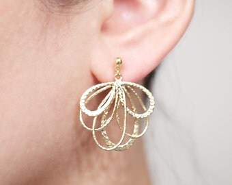 Matte Gold Teardrop Invisible Clip On Earrings, Clip On Earrings, Non pierced Earrings