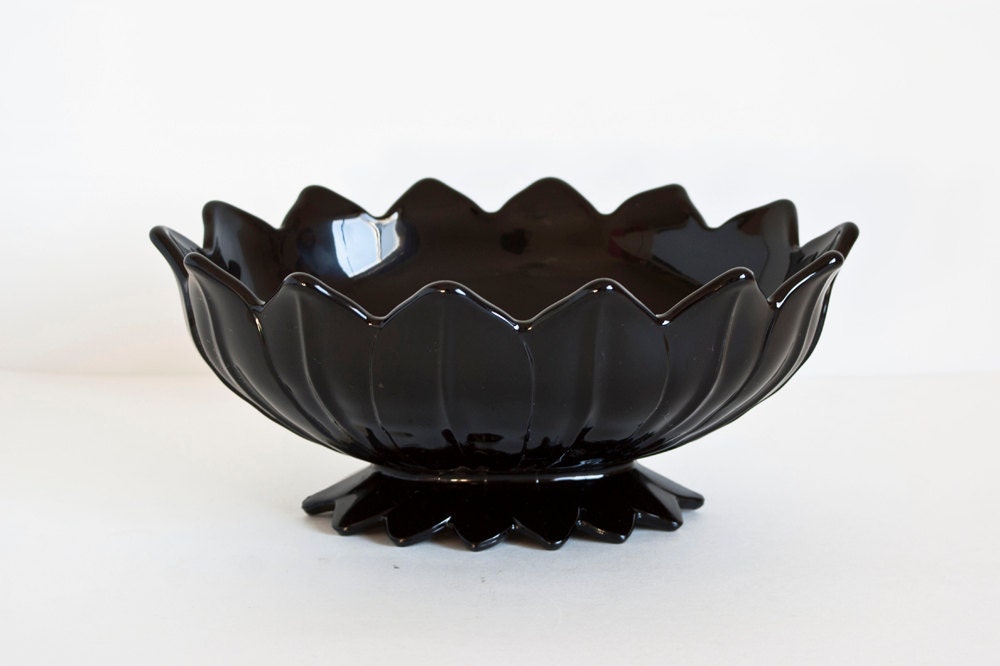 Vintage LARGE Westmoreland Black Glass Lotus Fruit Bowl, Heavy Weight