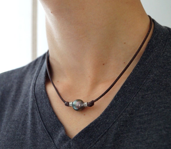 Collier Homme En Cuir Avec Pendentif Bélier En Acier Inoxydable - Longueur 50 Cm, Pochette Velours Incluse