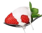 Strawberries & Cream Scented Handmade Soy Clamshell Wax Melt/Tart Ofg Team