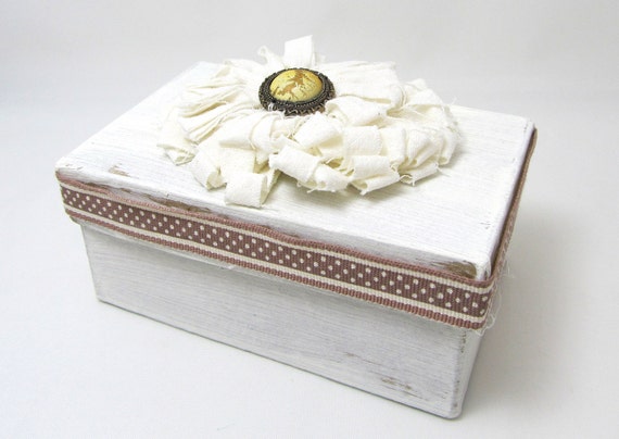 Ivory Keepsake Box - Shabby Chic Box - Fabric Flower - Gift Box - Rustic Style - Brown Polka-Dot Ribbon - Small Keepsake Box - Simple Style