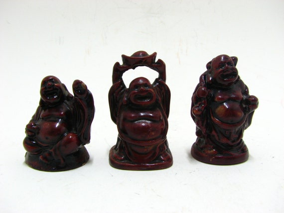 Vintage Buddha Figurines 3 pieces / Red Resin Small by bacpaso