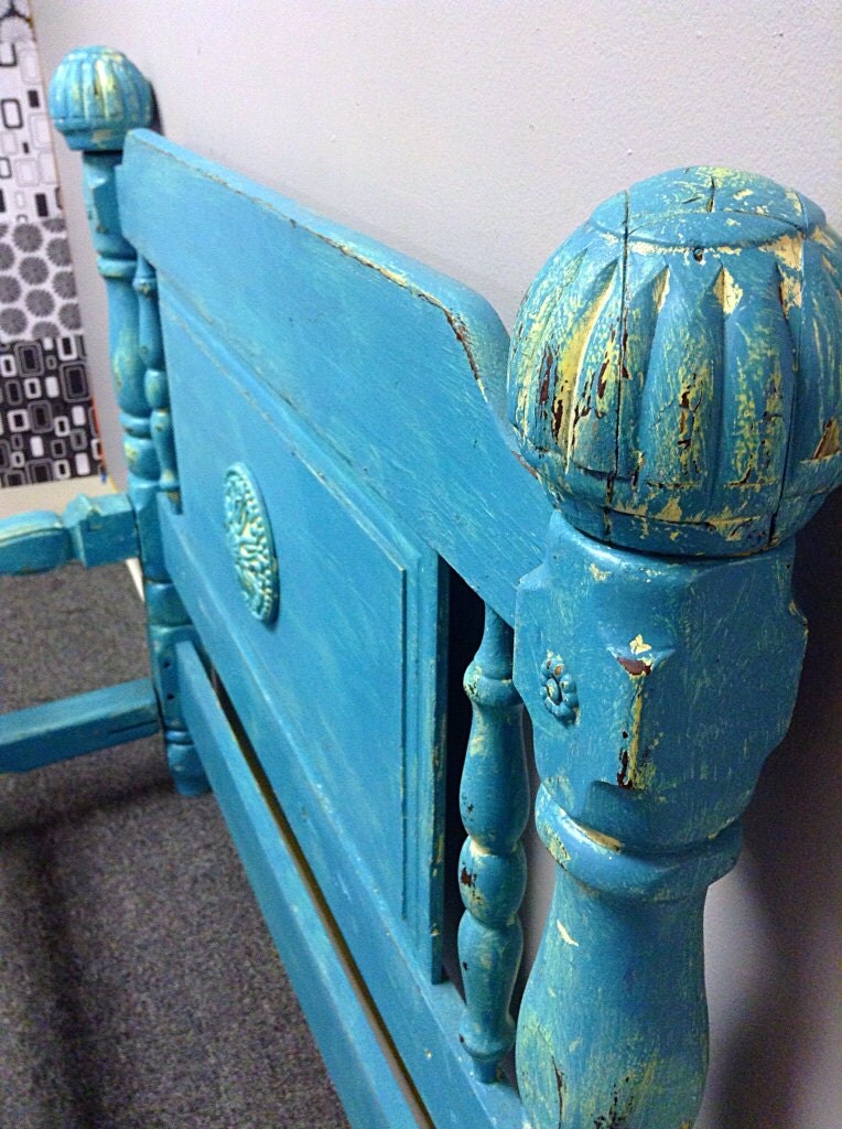 SALEDIY Repurposed Antique Bed Frame and Reclaimed
