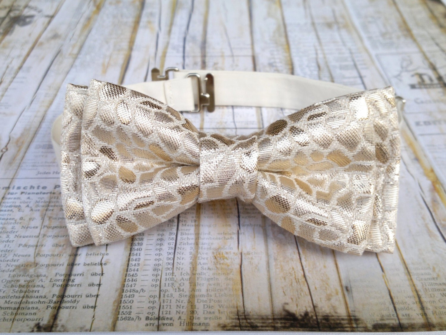Metallic Gold Bow Tie. Men's gold and white textured