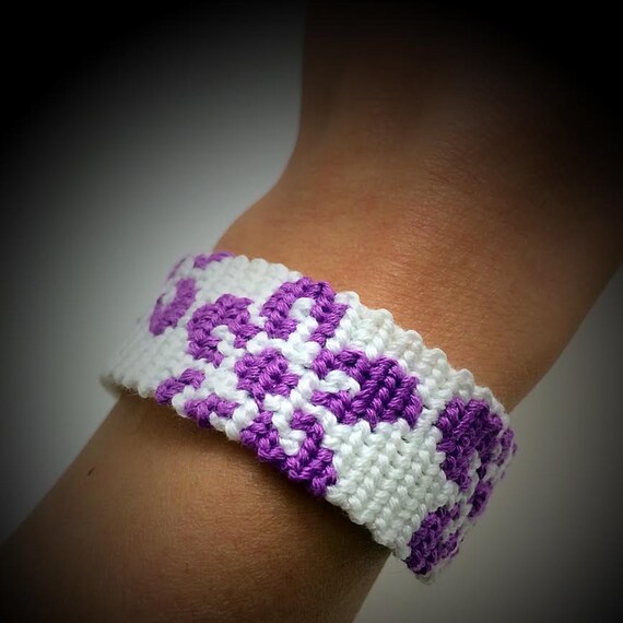 Items similar to Flowers Friendship Bracelet on Etsy