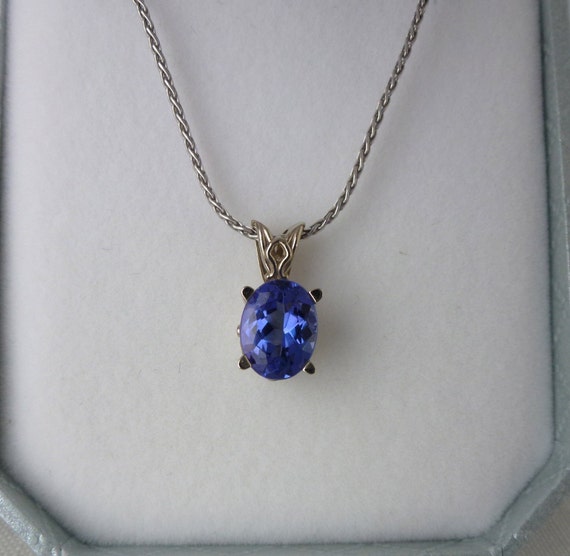 A Vintage Tanzanite Pendant 14kt White Gold Necklace Taryn