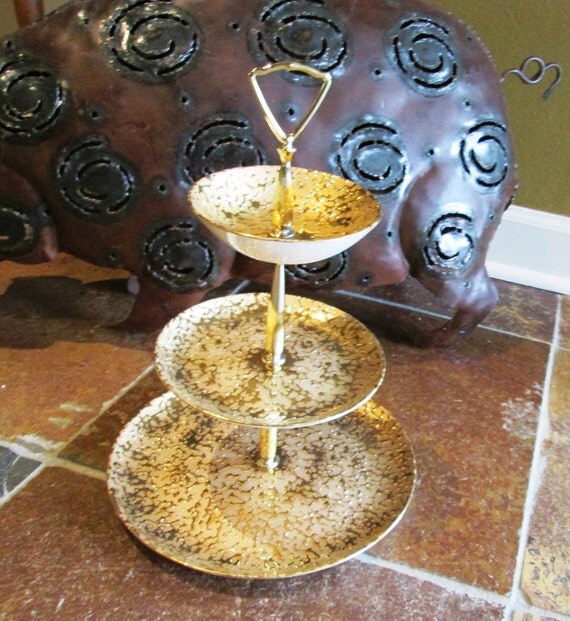 Vintage Weeping Gold 3 Tier Dessert Plate Serving Dish 22 K.