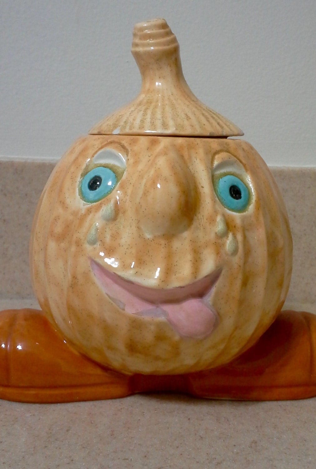 Ceramic Crying Onion Lidded Jar by Lalecreations on Etsy