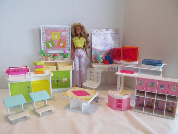 barbie classroom