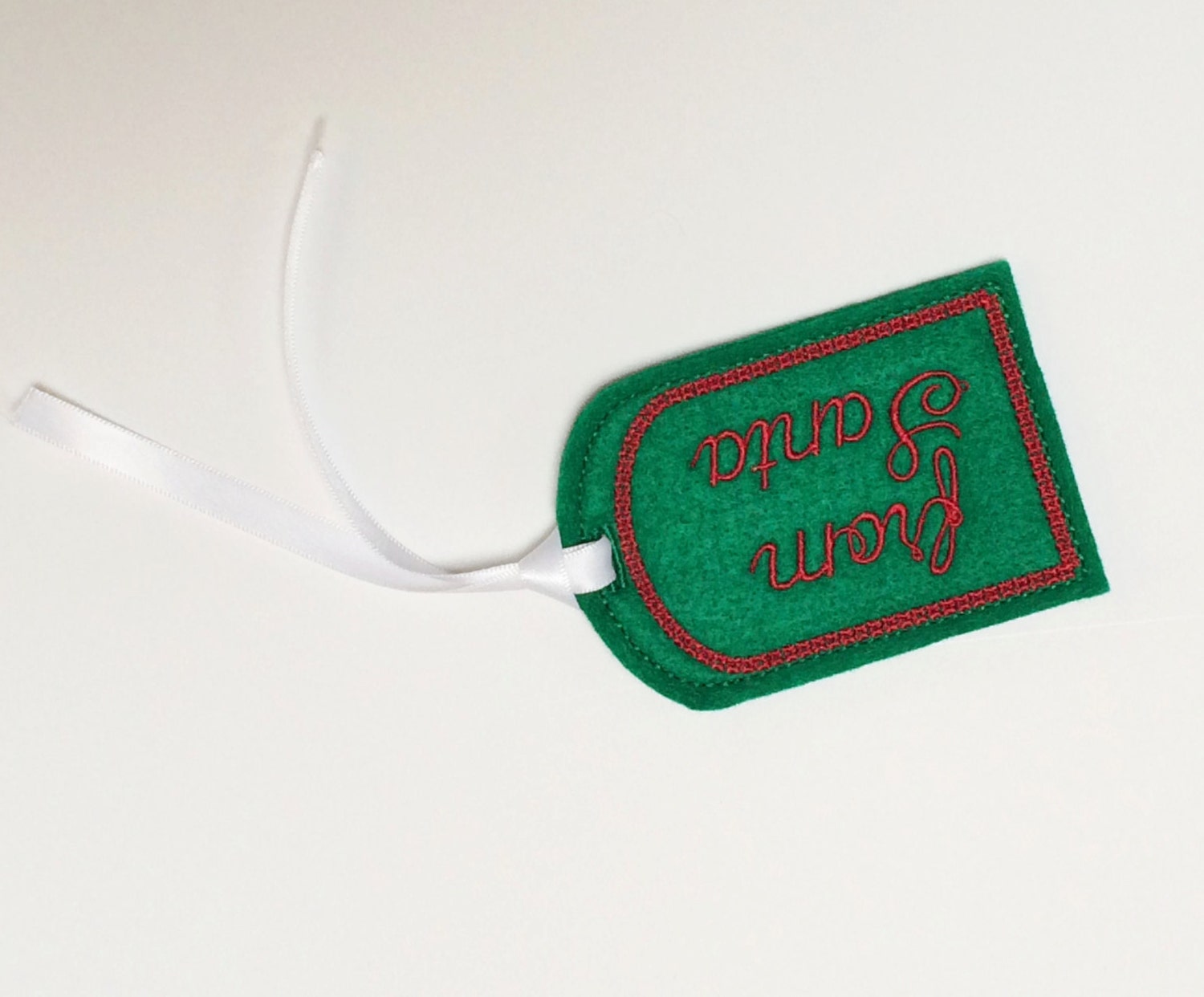 Machine Embroidery Design Gift tags in the hoop from Santa