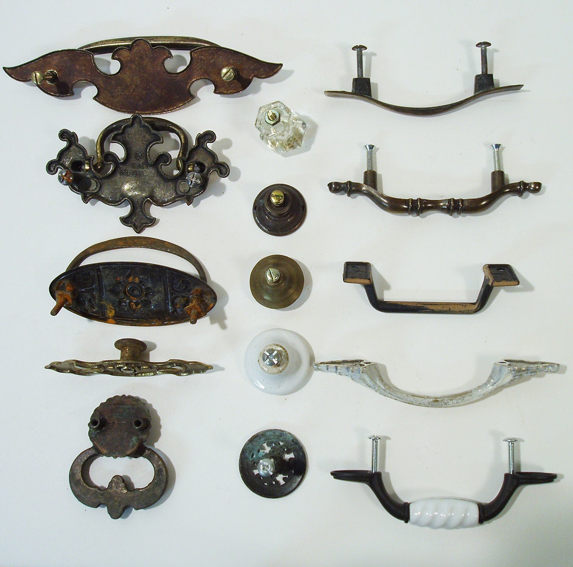 Mixed Lot of Antique Hardware Art Nouveau Knobs Drawer Pulls Antique