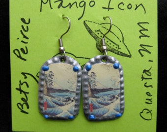 Japanese wave earrings