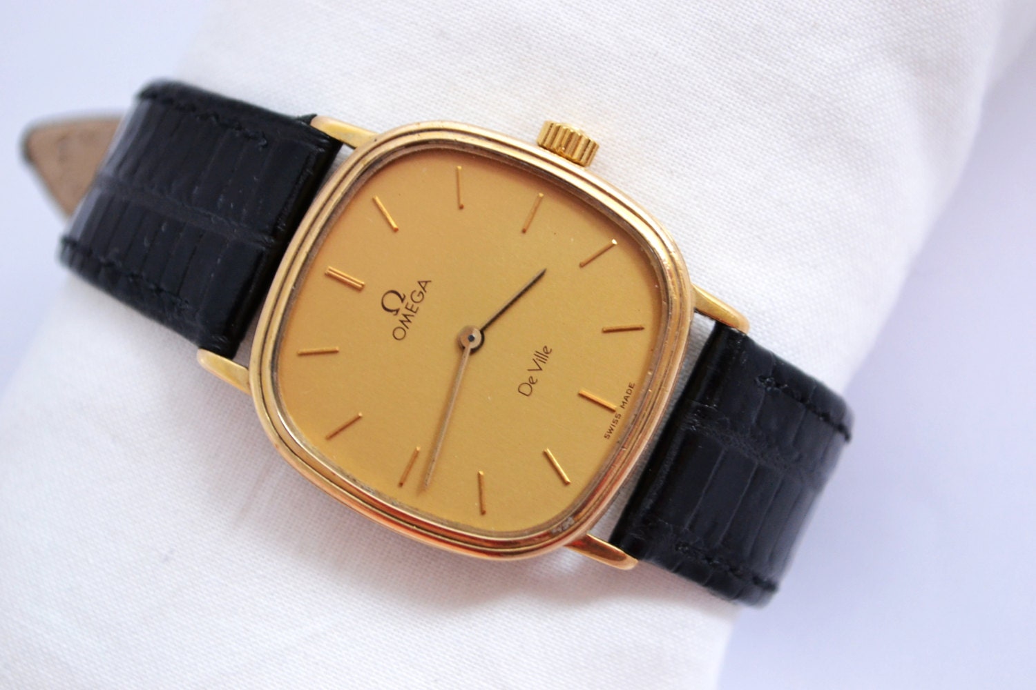 Vintage Omega De Ville Cal. 625 Gold Plated Mens Hand Wind Watch 390 ...