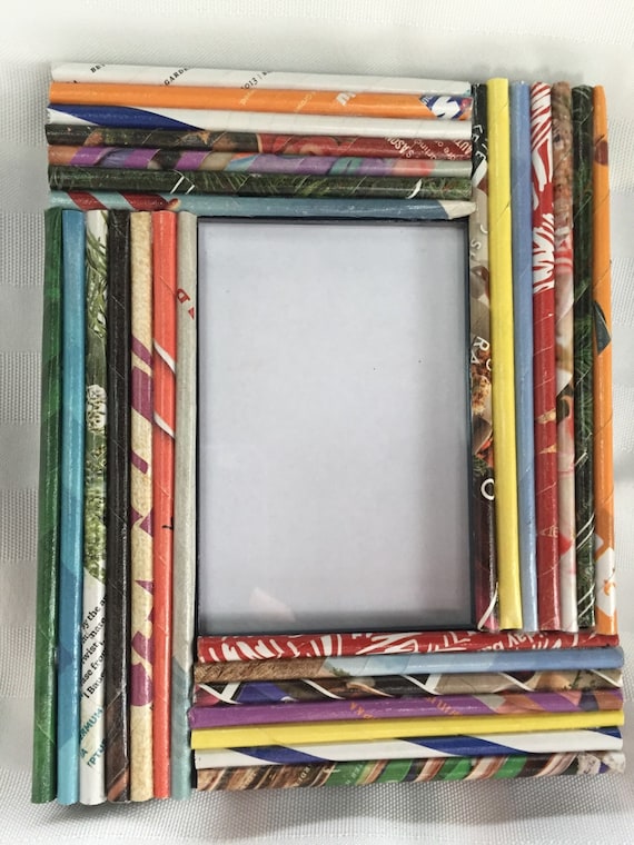 Rolled Magazine Picture Frame Colorful Paper Multi-color Photo Frame 