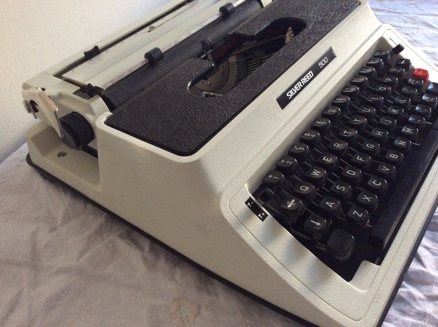 Silver Reed 500 Vintage Typewriter oldschooltypers