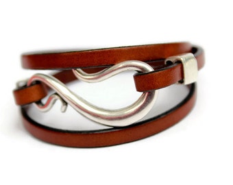 Womens Leather Bracelet, Leather Cuff Bracelet for Women, Wrap Around Bracelet, Modern Leather Bracelet Gift, Bohemian Wedding Jewelry, PPP
