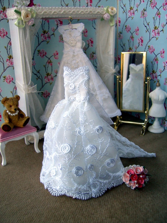 dollhouse wedding