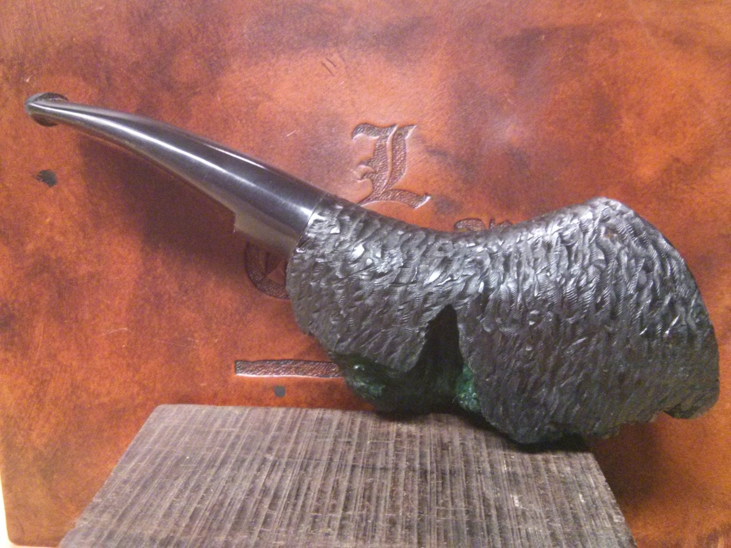 LonelyCrow Pipe of Destiny Briar Horn Pipe by LonelyCrowPipes