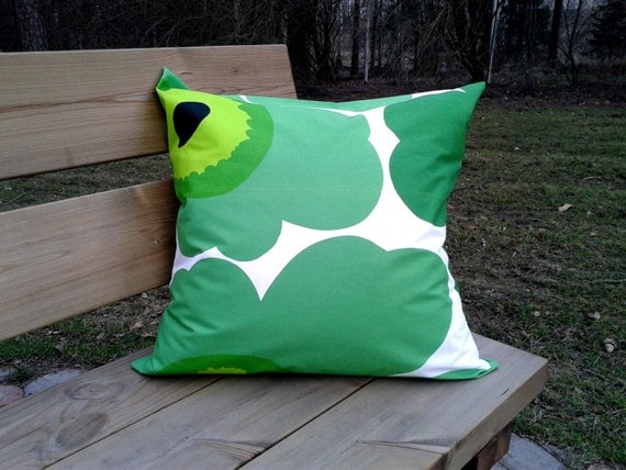 Pillow cover made from Marimekko fabric Unikko pillow case