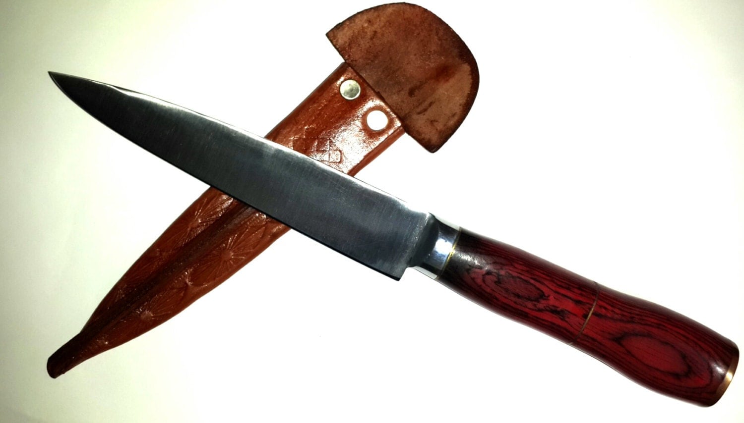 Craft Argentinian Gaucho Steak Knife. Red by ArgentineCraft