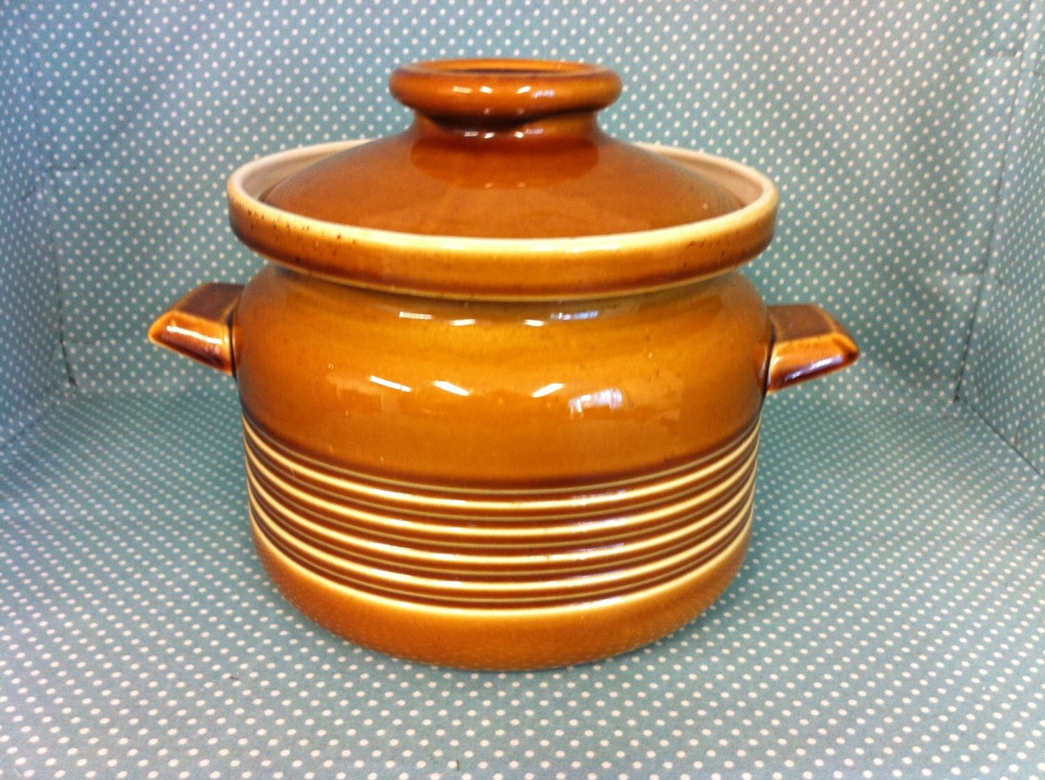 FREE UK POST Large Wade Country Ware serving/casserole dish. Made in