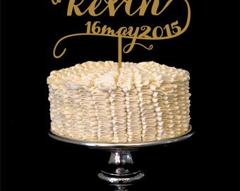 Personalized Custom Mr & Mrs Wedding Cake Topper with Last Name and Wedding Date