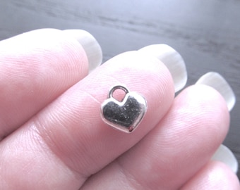 8 Heart Charms Antique Silver Tone Heart Pendants 8mm x 8mm Zinc Alloy CS-0243