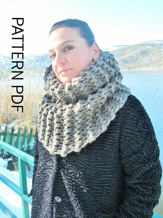 Womens Cowl Chunky Cowl Knitting PATTERN PDF Beginner DIY