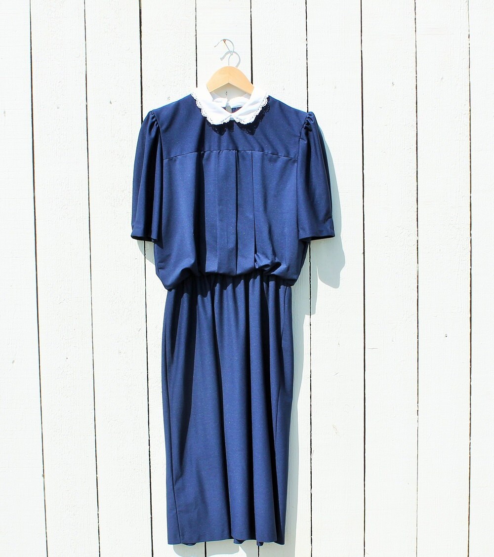 Vintage 80s Dress / NAVY BLUE / Lace Collar / S M