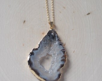 Geode Necklace: Geode Necklace on Gold Filled Chain, Geode Slice, Geode Jewelry, Gold Dipped Geode Necklace, Gold Necklace, Geode Crystal