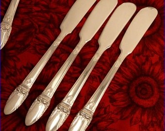 4 FIRST LOVE Butter Spreaders Cheese Knives 1847 Rogers Vintage 1937 SilverPlate Flatware Silver Plate