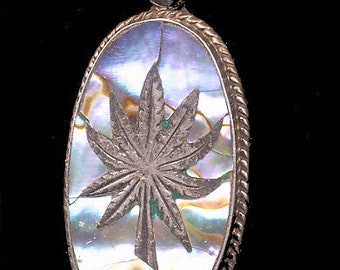 Vintage Hecho en Mexico .925 Sterling with Abalone Pendant