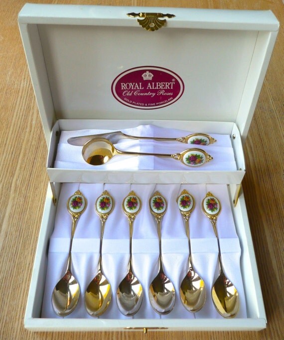 Gold plated Royal Albert Old Country Rose design tea spoon