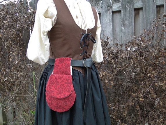 Items similar to Renaissance Belt Bag, Womens Medieval Purse - Deep Red ...