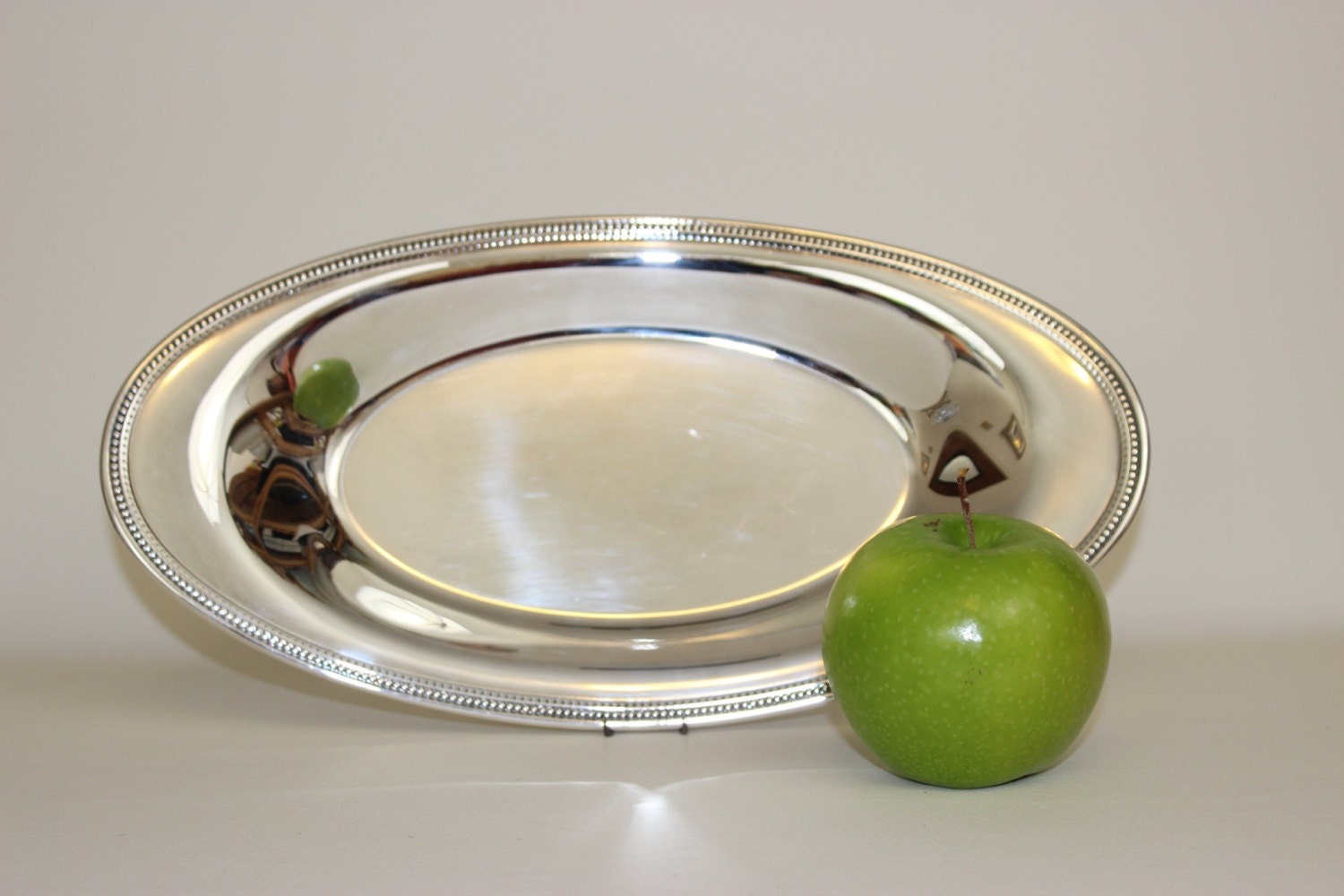 Oval Silver Tray Wm A Rogers in the Jefferson Pattern Oneida Ltd