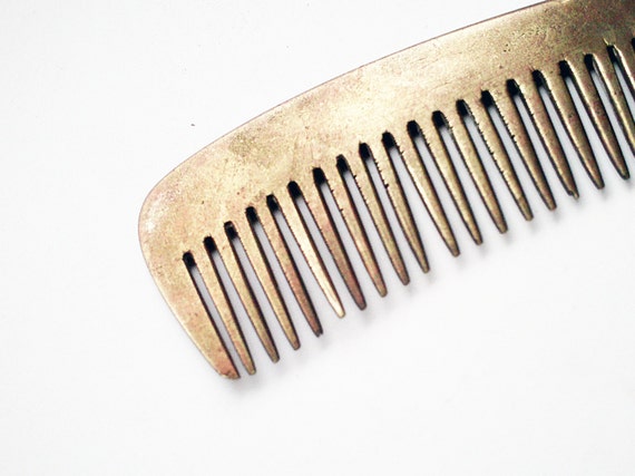 Vintage solid metal comb. Free shipping. by luderuke on Etsy