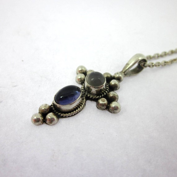 Cat Eye Cat's Eye Stone Amethyst Crystal by LeviathanJewelry