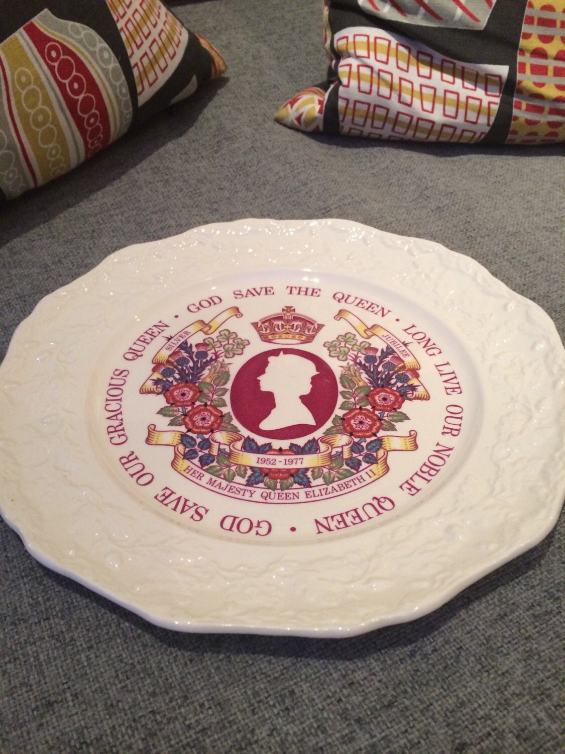 Royal Silver Jubilee 1977 plate by Masons Haute Juice