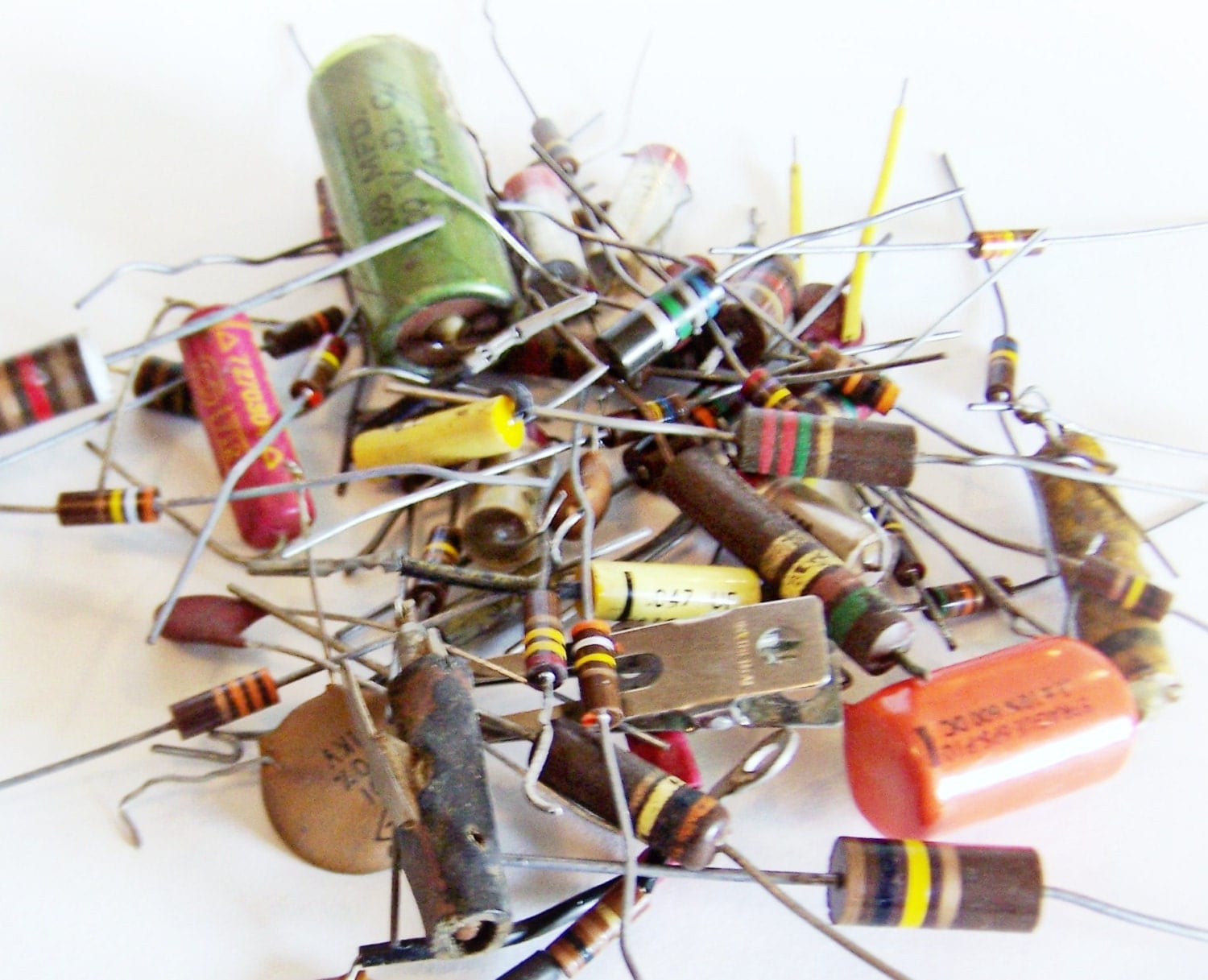 100 Assorted Resistor / Capacitors Old by OneStopOddShop on Etsy